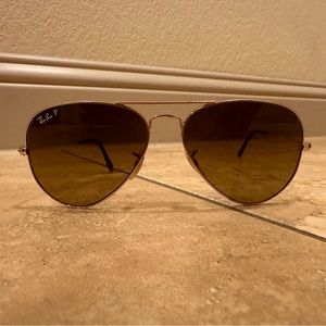 Women’s Ray Ban’s Polarized Aviators